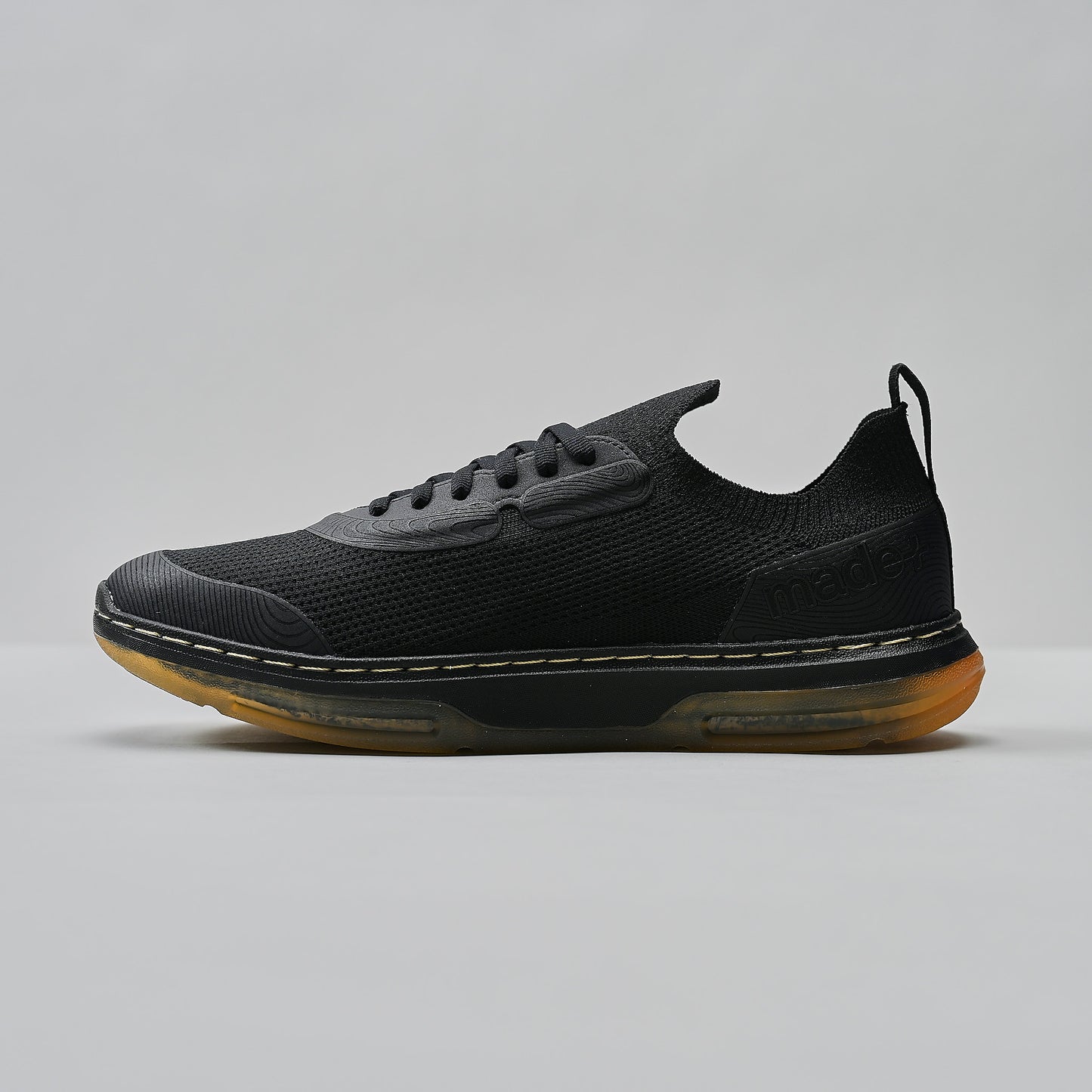 skiff black+gum