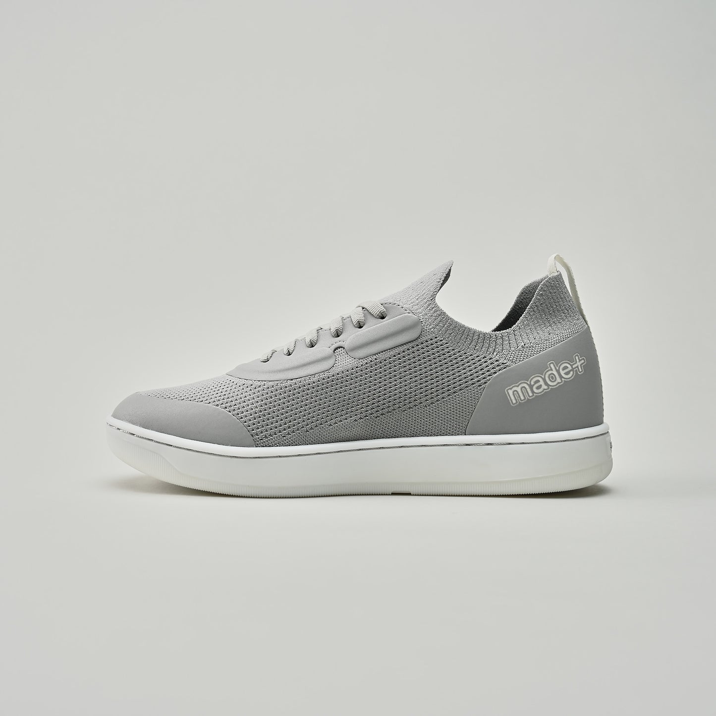 skiff2 grey+white