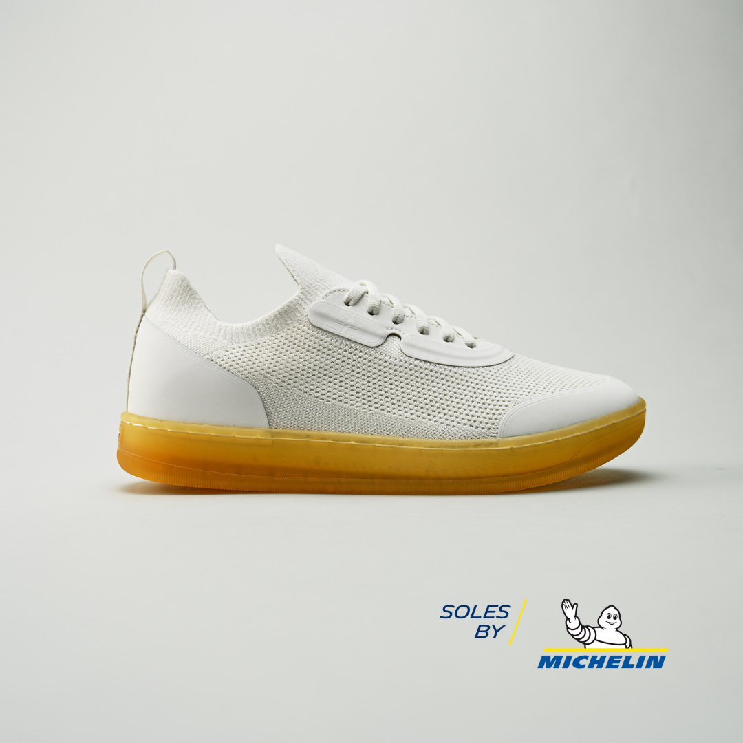 skiff2 white+gum